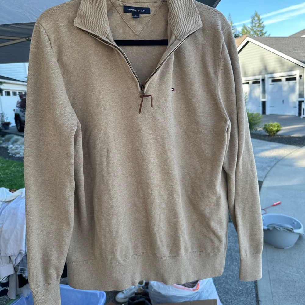Tommy Hilfiger Tan Zip Up Sweater Classic Knit Design